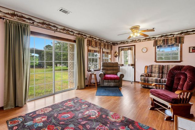 668 Collie Hall Loop, Malvern, AR 72104