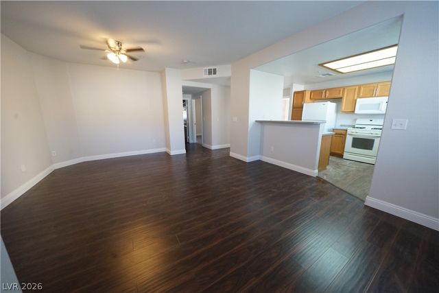 833 ASPEN PEAK Loop 2111, Henderson, NV 89011