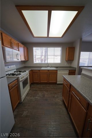 833 ASPEN PEAK Loop 2111, Henderson, NV 89011