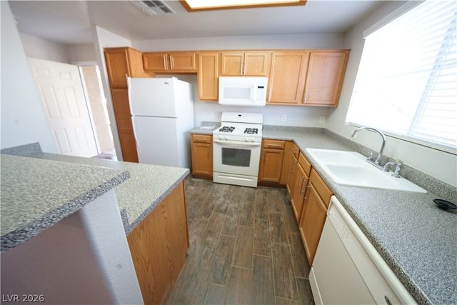 833 ASPEN PEAK Loop 2111, Henderson, NV 89011