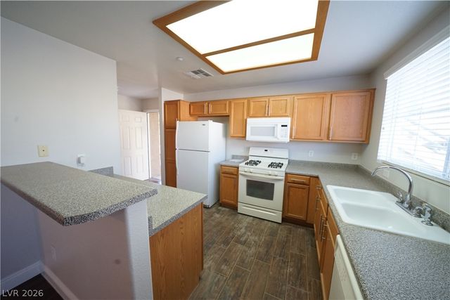 833 ASPEN PEAK Loop 2111, Henderson, NV 89011