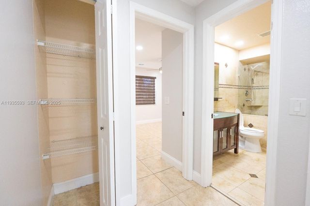 17302 NW 63rd Pl, Hialeah, FL 33015