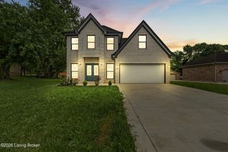 5810 Applegate Ln, Louisville, KY 40219