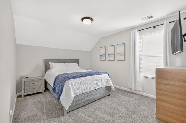 921 Holgate Ct, Nashville, TN 37221
