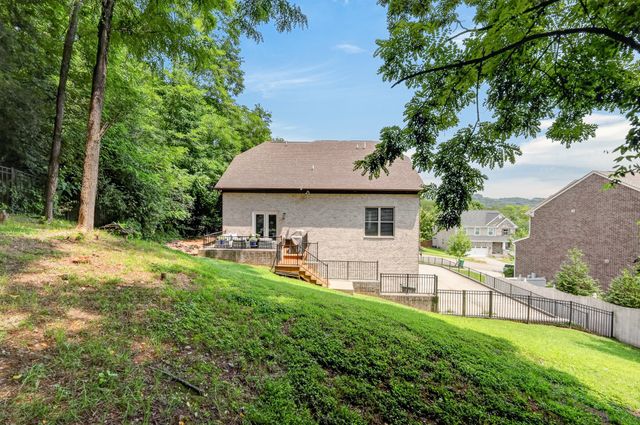 921 Holgate Ct, Nashville, TN 37221