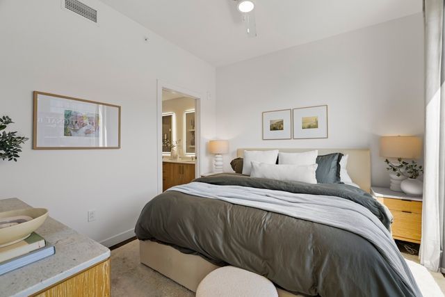 1212 Demonbreun St Apt 1802, Nashville, TN 37203