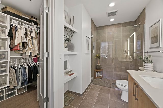 1212 Demonbreun St Apt 1802, Nashville, TN 37203