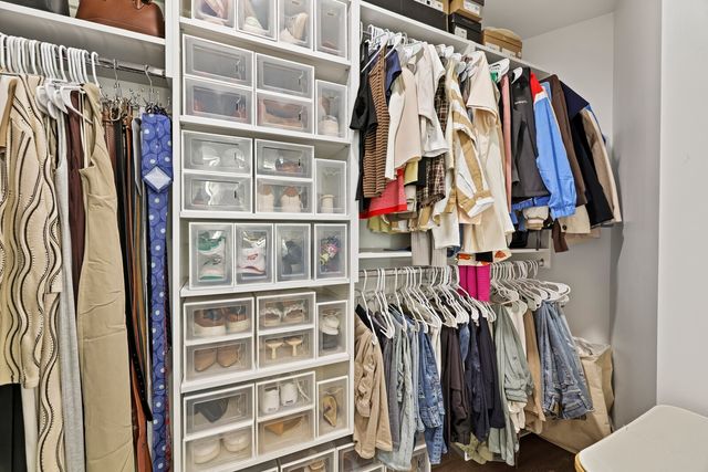 1212 Demonbreun St Apt 1802, Nashville, TN 37203