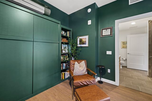 1212 Demonbreun St Apt 1802, Nashville, TN 37203