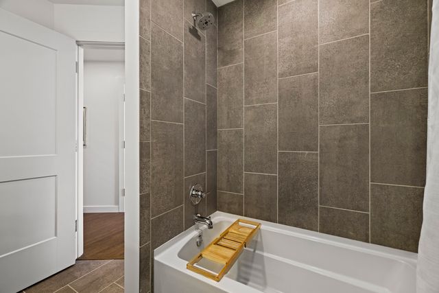 1212 Demonbreun St Apt 1802, Nashville, TN 37203