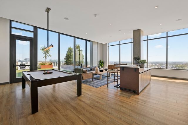 1212 Demonbreun St Apt 1802, Nashville, TN 37203