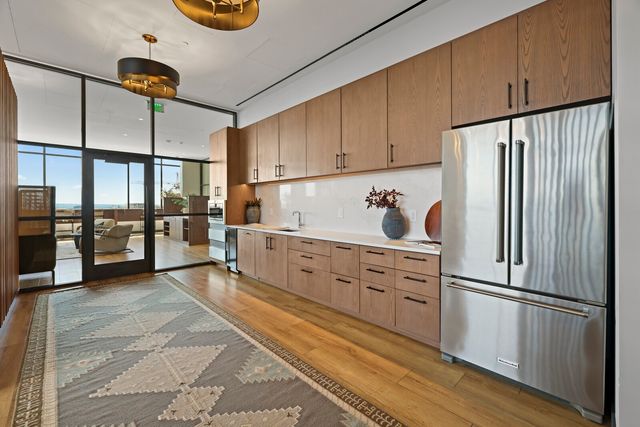 1212 Demonbreun St Apt 1802, Nashville, TN 37203