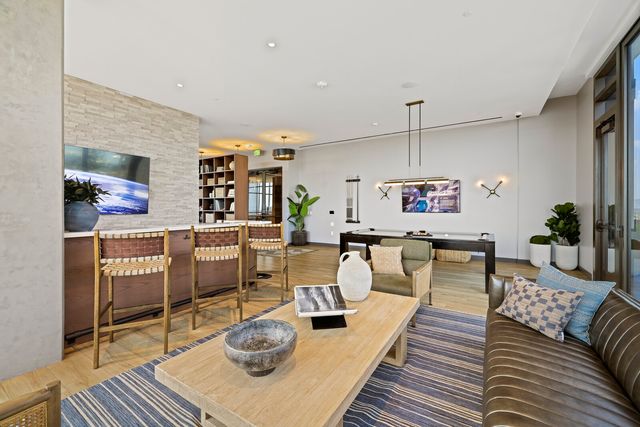 1212 Demonbreun St Apt 1802, Nashville, TN 37203