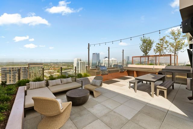 1212 Demonbreun St Apt 1802, Nashville, TN 37203