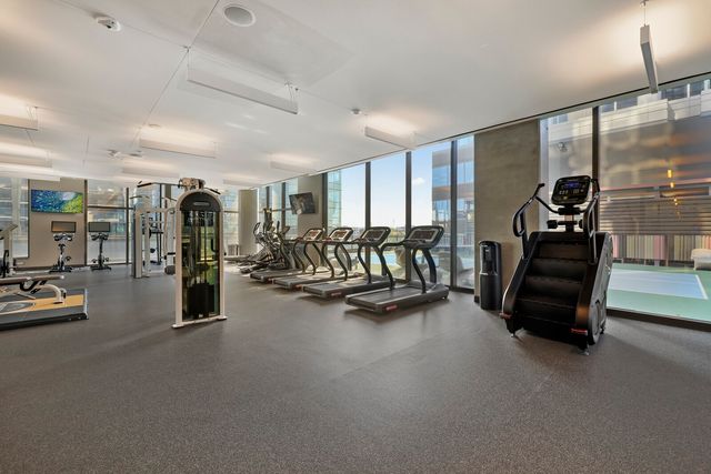 1212 Demonbreun St Apt 1802, Nashville, TN 37203