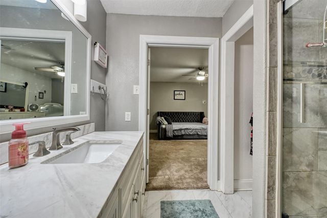 102 S Bow Drive, Jones Creek, TX 77541