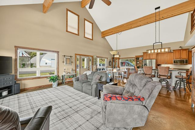 4459 130th Street NW, Mazeppa, MN 55956