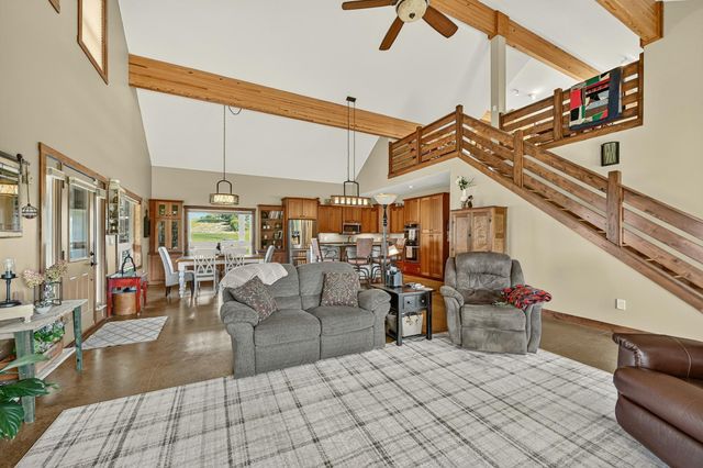 4459 130th Street NW, Mazeppa, MN 55956