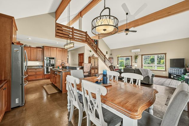 4459 130th Street NW, Mazeppa, MN 55956