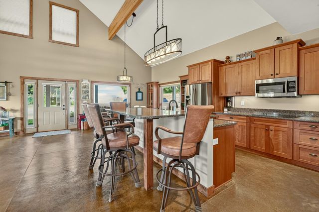 4459 130th Street NW, Mazeppa, MN 55956