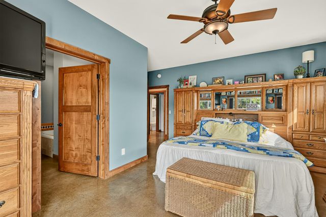 4459 130th Street NW, Mazeppa, MN 55956