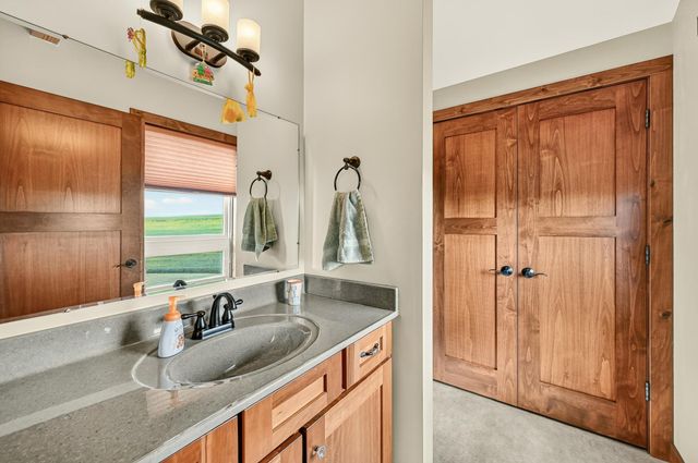 4459 130th Street NW, Mazeppa, MN 55956