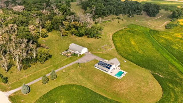 4459 130th Street NW, Mazeppa, MN 55956