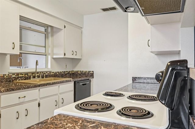 3865 DOVEHOLLOW DRIVE, Lakeland, FL 33812