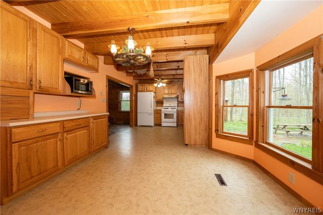 75 Three Rod Road, Alden, NY 14004
