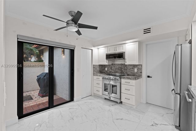 7733 La Mirada Dr 7733, Boca Raton, FL 33433