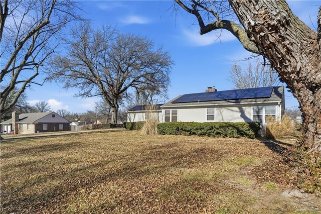 3620 Gibbs Road, Kansas City, KS 66106