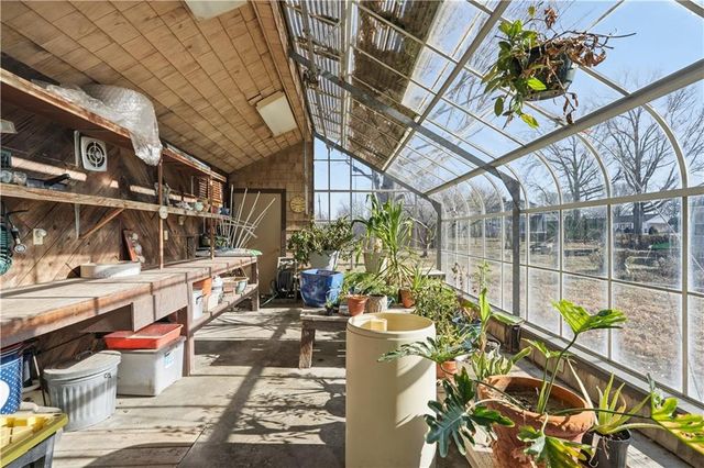 3620 Gibbs Road, Kansas City, KS 66106