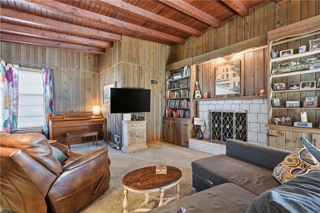 3620 Gibbs Road, Kansas City, KS 66106