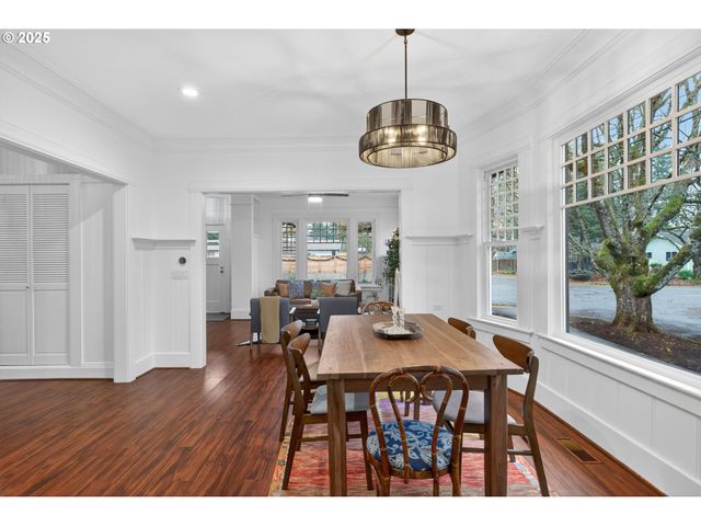 5445 Se 41ST Ave, Portland, OR 97202