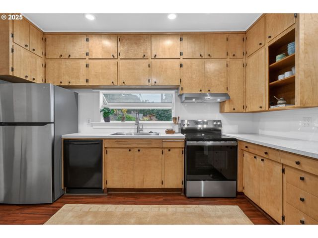 5445 Se 41ST Ave, Portland, OR 97202