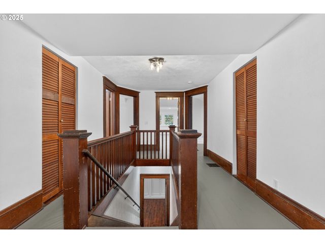 5445 Se 41ST Ave, Portland, OR 97202