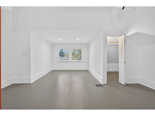 5445 Se 41ST Ave, Portland, OR 97202