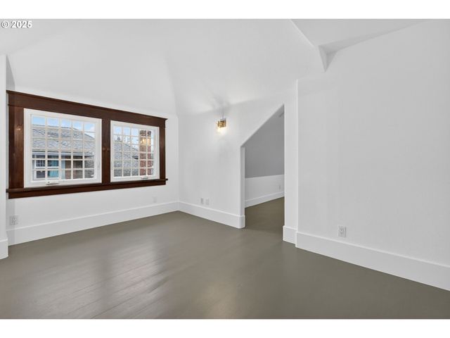 5445 Se 41ST Ave, Portland, OR 97202