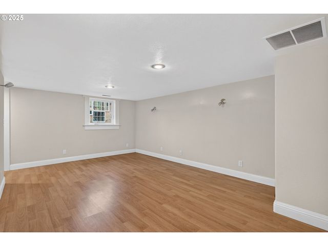 5445 Se 41ST Ave, Portland, OR 97202