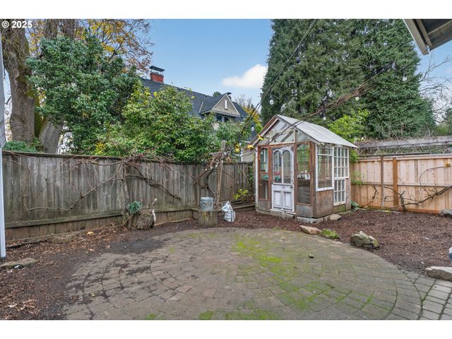 5445 Se 41ST Ave, Portland, OR 97202