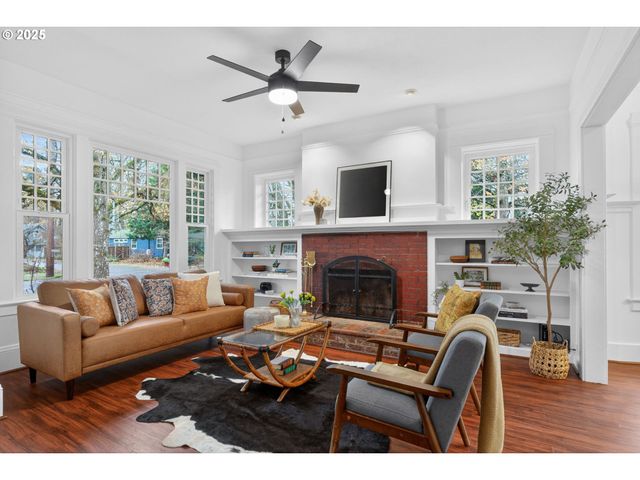 5445 Se 41ST Ave, Portland, OR 97202