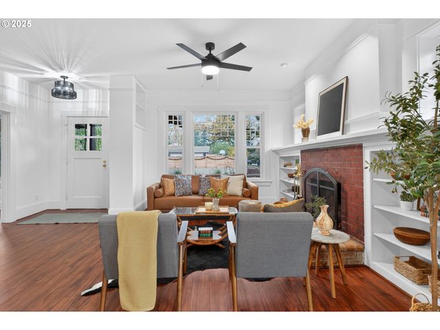 5445 Se 41ST Ave, Portland, OR 97202