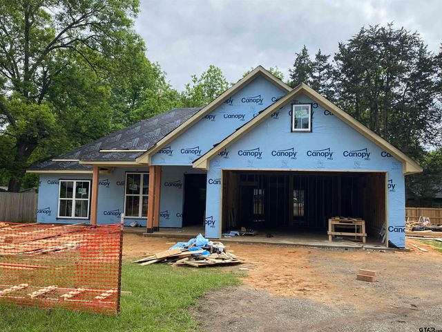 702 Davis Ave, Quitman, TX 75783