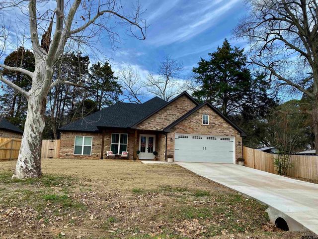 702 Davis Ave, Quitman, TX 75783