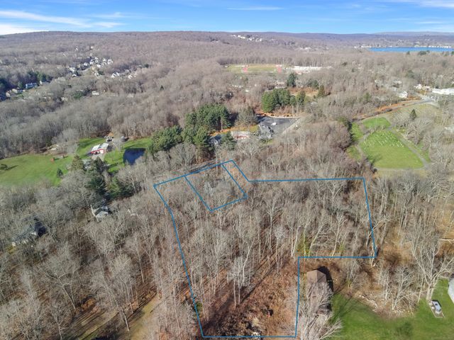 West High Street, East Hampton, CT 06424