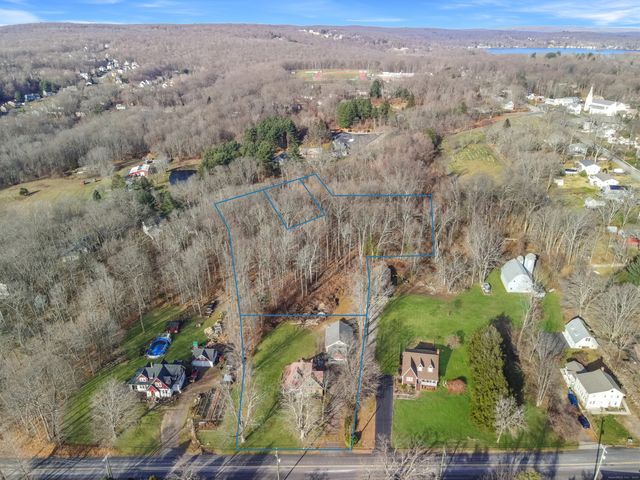 West High Street, East Hampton, CT 06424