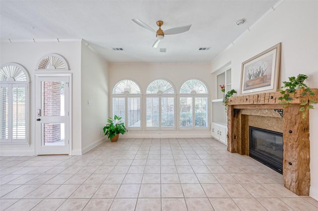 13719 Ashley Run, Houston, TX 77077