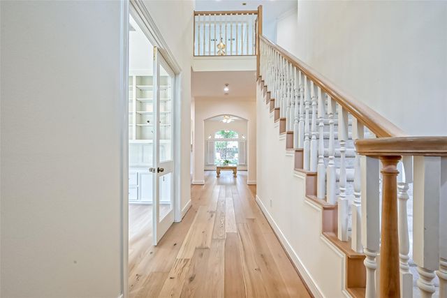 13719 Ashley Run, Houston, TX 77077