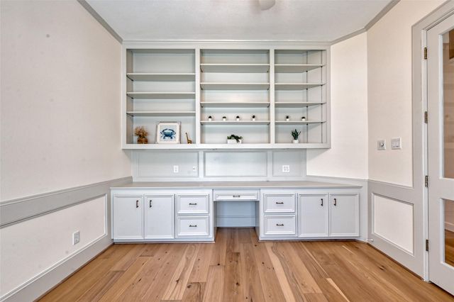 13719 Ashley Run, Houston, TX 77077
