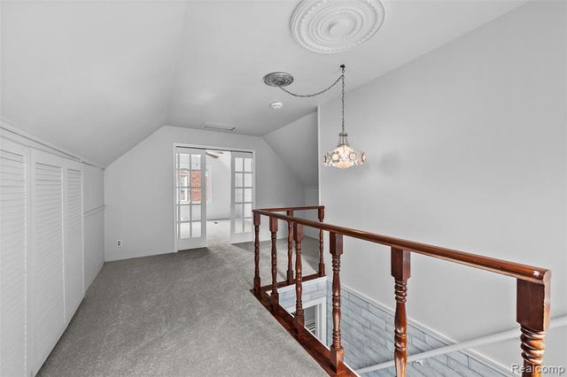 8478 Hazelton Street, Dearborn Heights, MI 48127